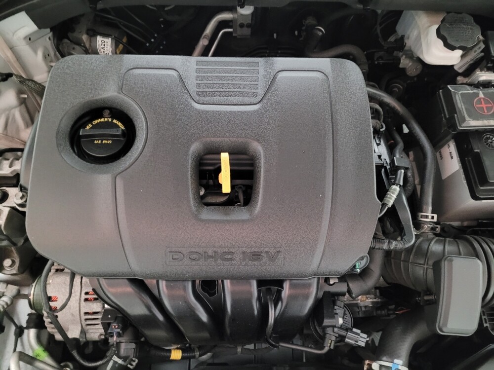 2019 Hyundai Elantra in Torrance, CA 90504 - 18087429 30