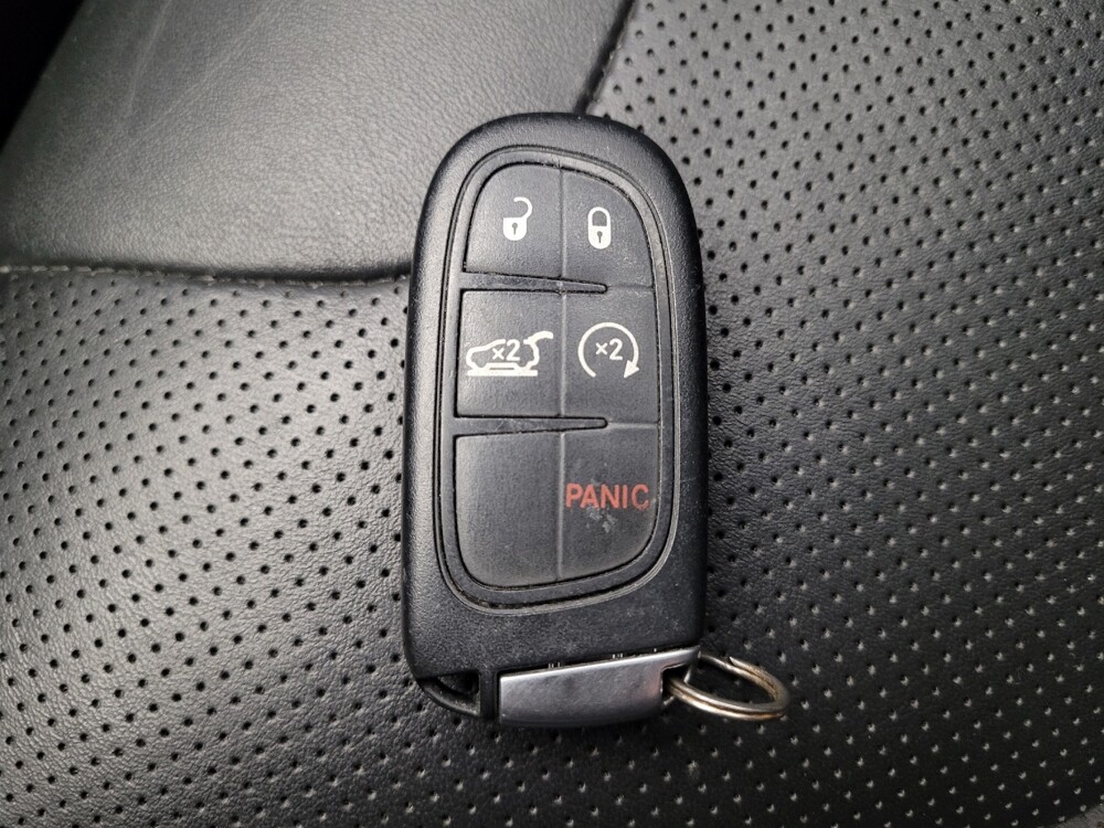 2021 Jeep Cherokee in Downey, CA 90241 - 18087432 32