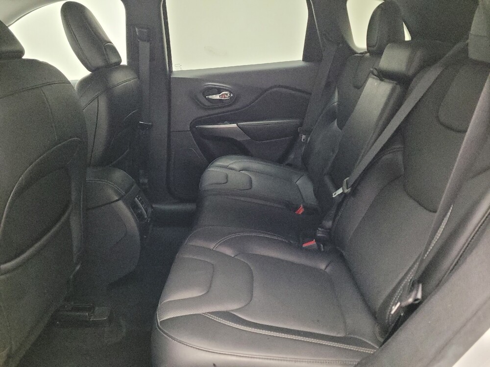 2021 Jeep Cherokee in Downey, CA 90241 - 18087432 18