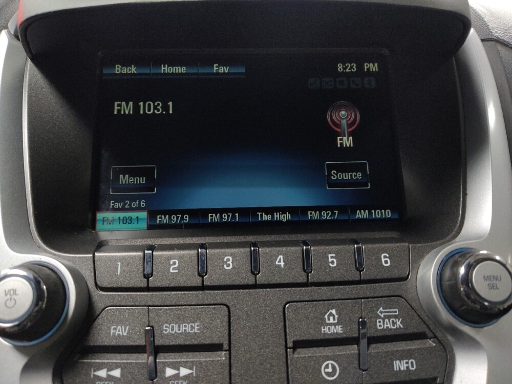 2017 Chevrolet Equinox in Jackson, MS 39211 - 18087436 25