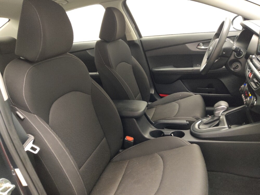 2019 Kia Forte in Marietta, GA 30062 - 18087437 21