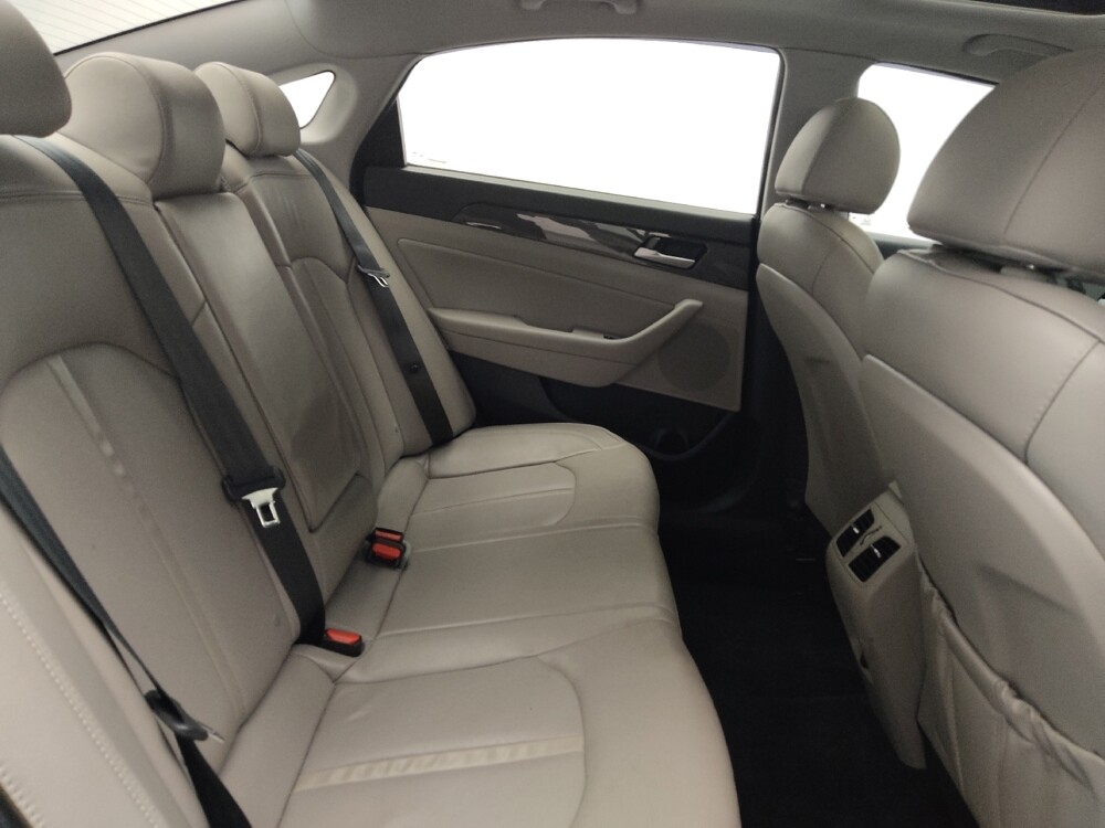 2018 Hyundai Sonata in Conyers, GA 30094 - 18087443 19