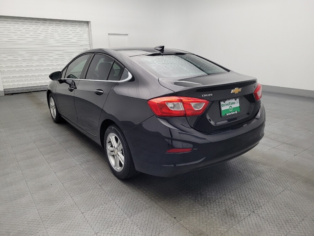 2017 Chevrolet Cruze in Gainesville, FL 32609 - 18087446 5