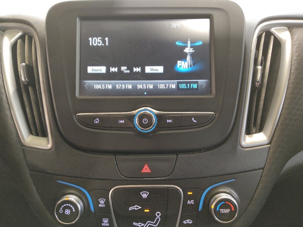 2018 Chevrolet Malibu in Round Rock, TX 78664 - 18087447 25