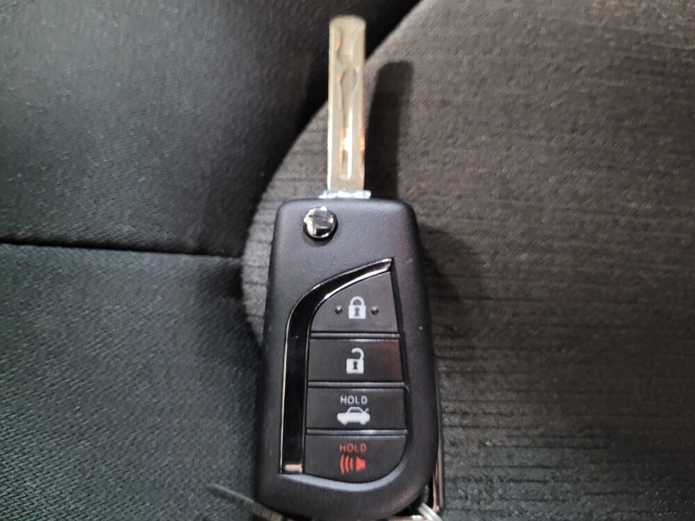 2021 Toyota Camry in Tulsa, OK 74145 - 18087456 32