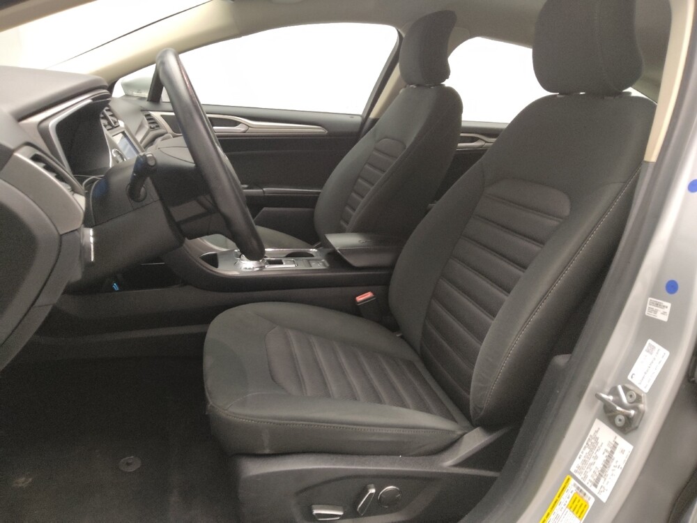 2019 Ford Fusion in Oklahoma City, OK 73139 - 18087461 17