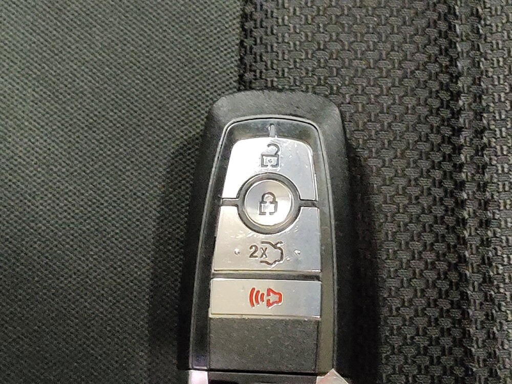 2019 Ford Fusion in Oklahoma City, OK 73139 - 18087461 32