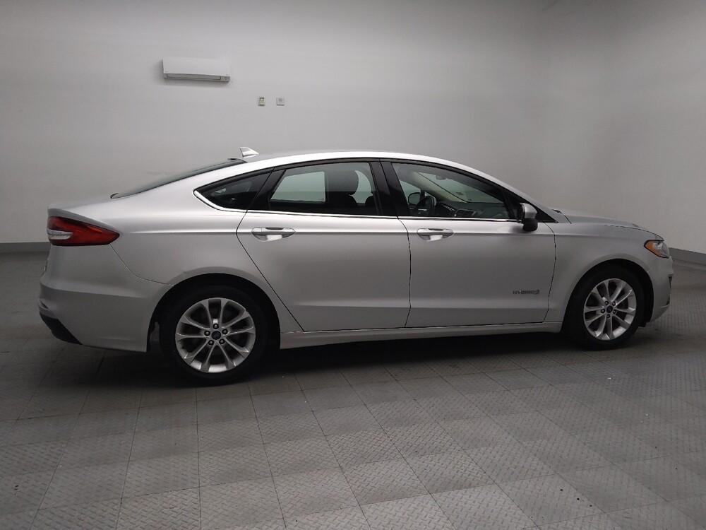 2019 Ford Fusion in Oklahoma City, OK 73139 - 18087461 10
