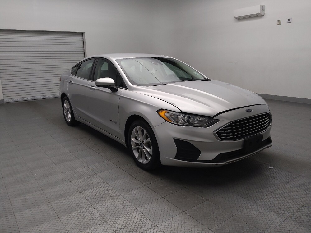 2019 Ford Fusion in Oklahoma City, OK 73139 - 18087461 13