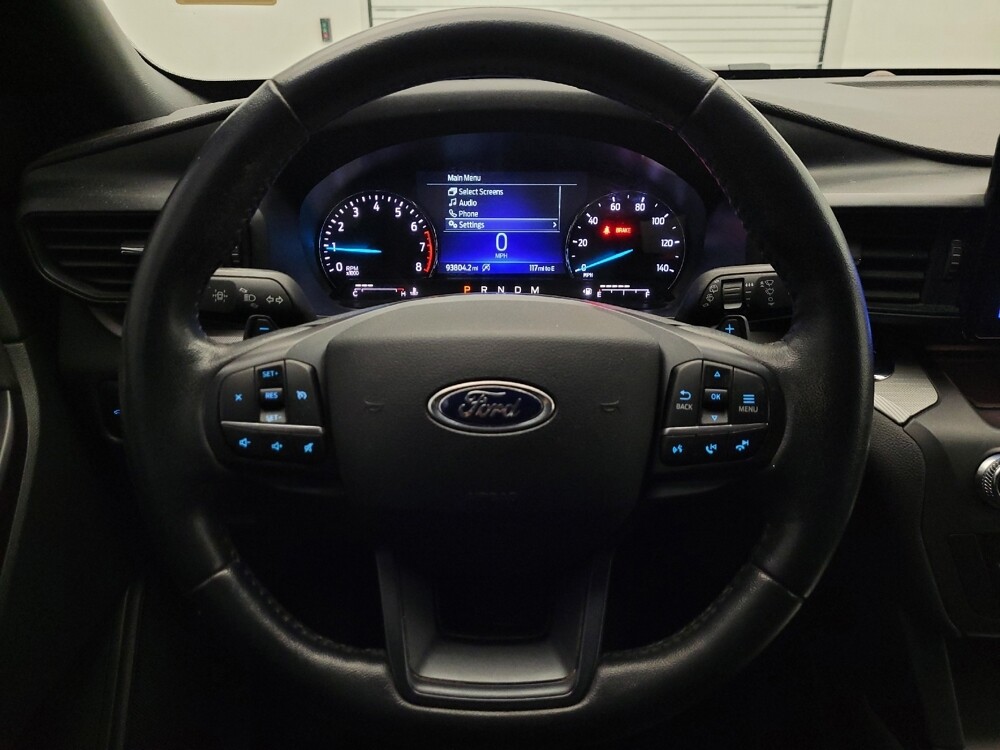 2020 Ford Explorer in Glendale, AZ 85301 - 18087464 22