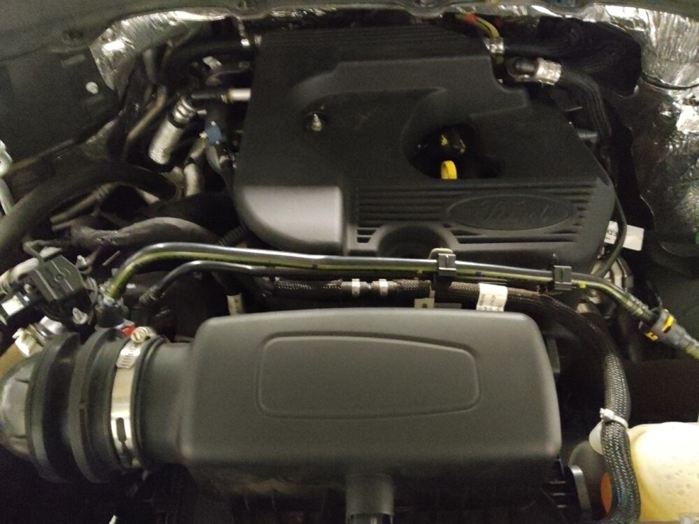 2020 Ford Explorer in Glendale, AZ 85301 - 18087464 30