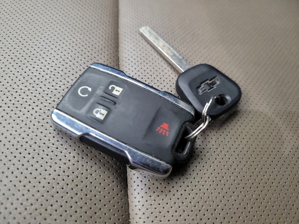 2015 Chevrolet Silverado 1500 in Mesa, AZ 85210 - 18087468 32