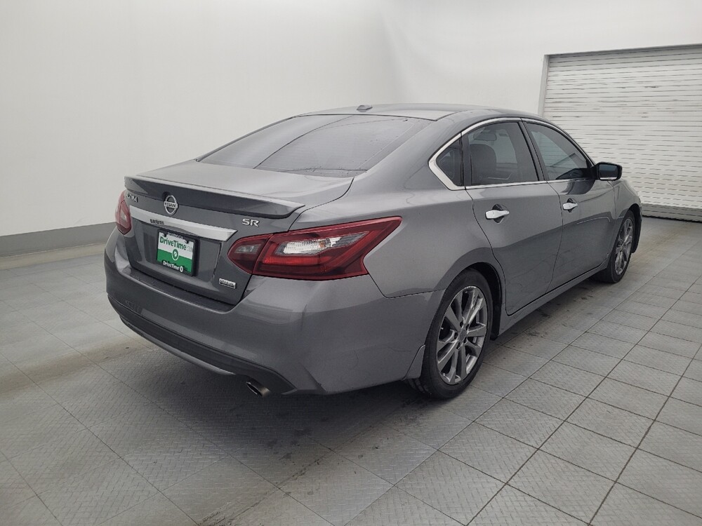 2018 Nissan Altima in Morrow, GA 30260 - 18087472 9