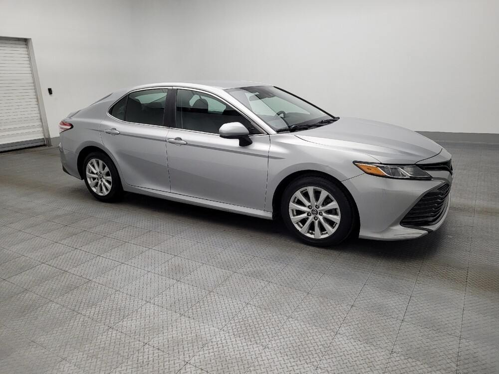 2018 Toyota Camry in Hialeah, FL 33014 - 18087484 11