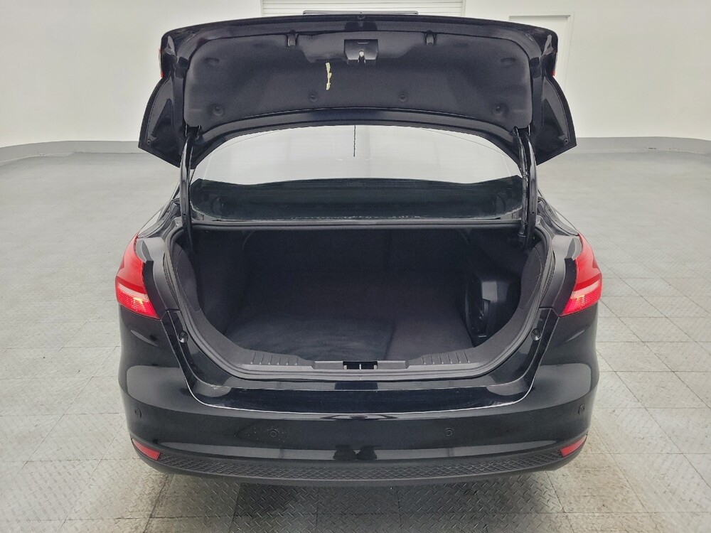 2018 Ford Focus in Gainesville, FL 32609 - 18087486 29