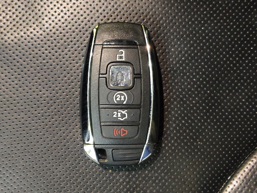 2017 Lincoln MKC in Conway, SC 29526 - 18087490 32