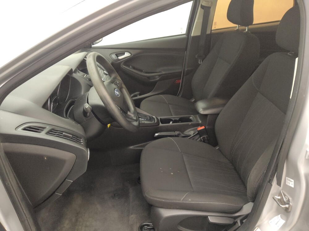 2018 Ford Focus in Houston, TX 77034 - 18087496 17