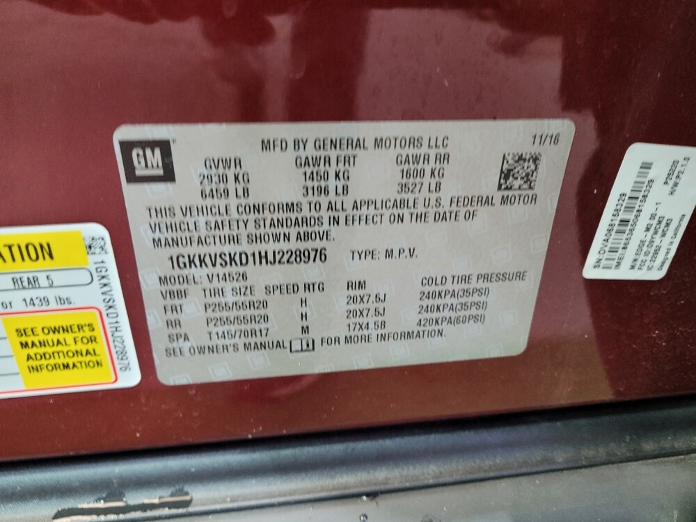 2017 GMC Acadia in Louisville, KY 40258 - 18087501 33