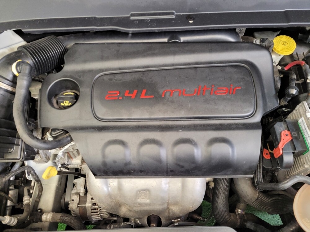 2018 Jeep Compass in Louisville, KY 40258 - 18087502 30