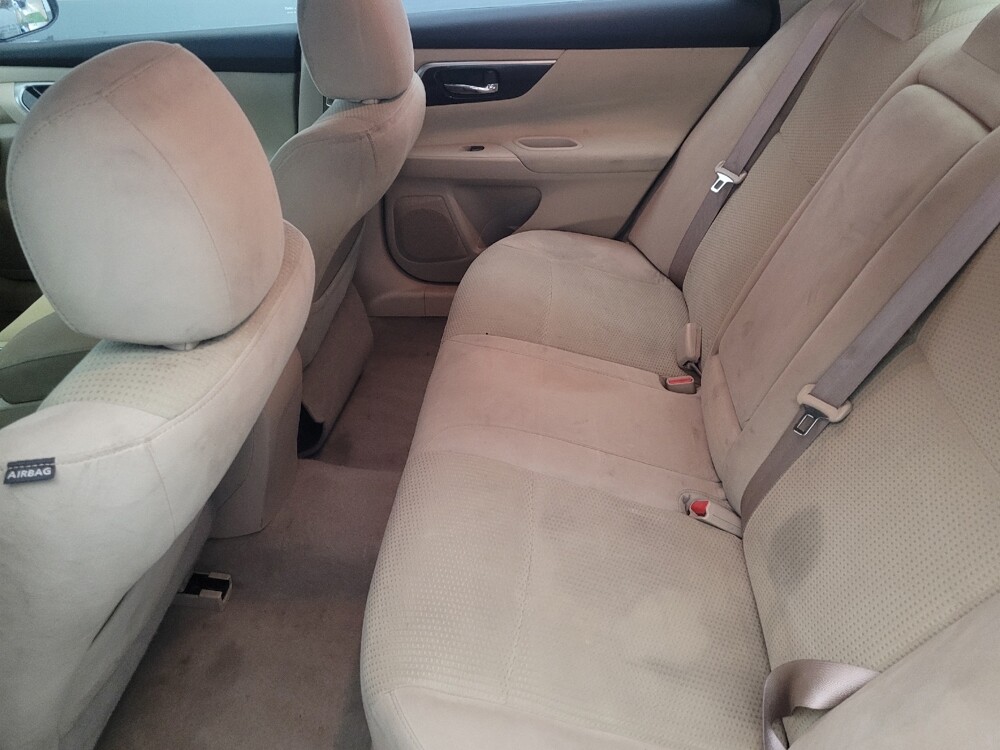 2014 Nissan Altima in Allentown, PA 18103 - 18087504 18