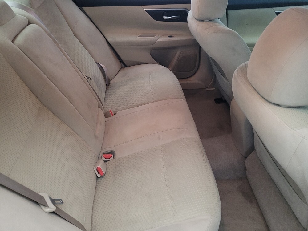 2014 Nissan Altima in Allentown, PA 18103 - 18087504 19