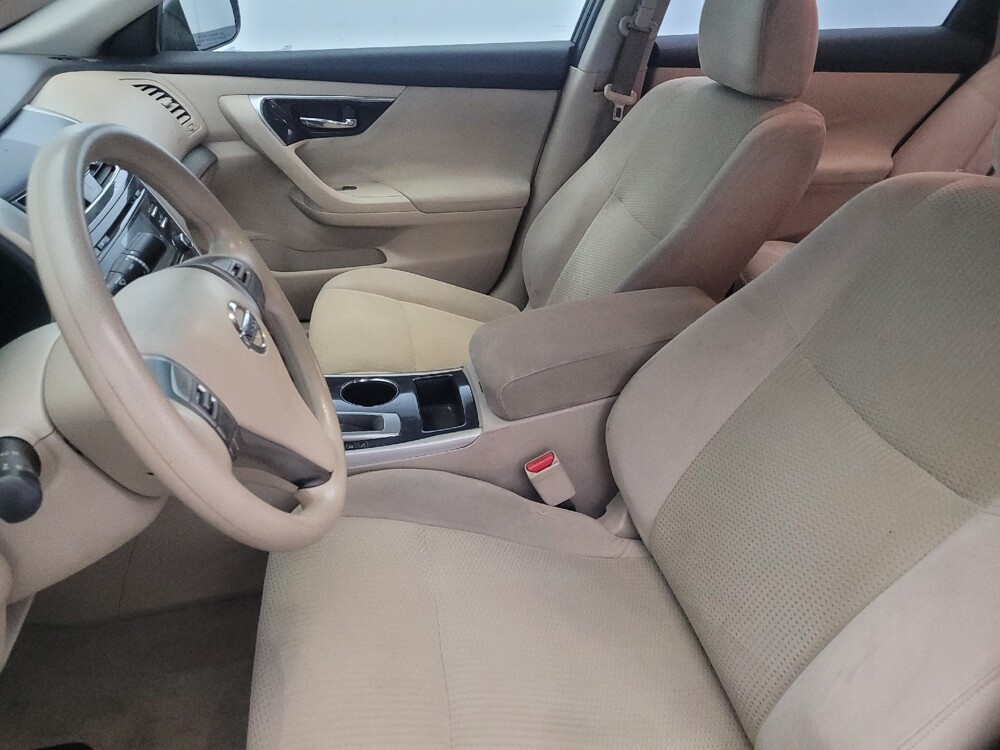 2014 Nissan Altima in Allentown, PA 18103 - 18087504 17