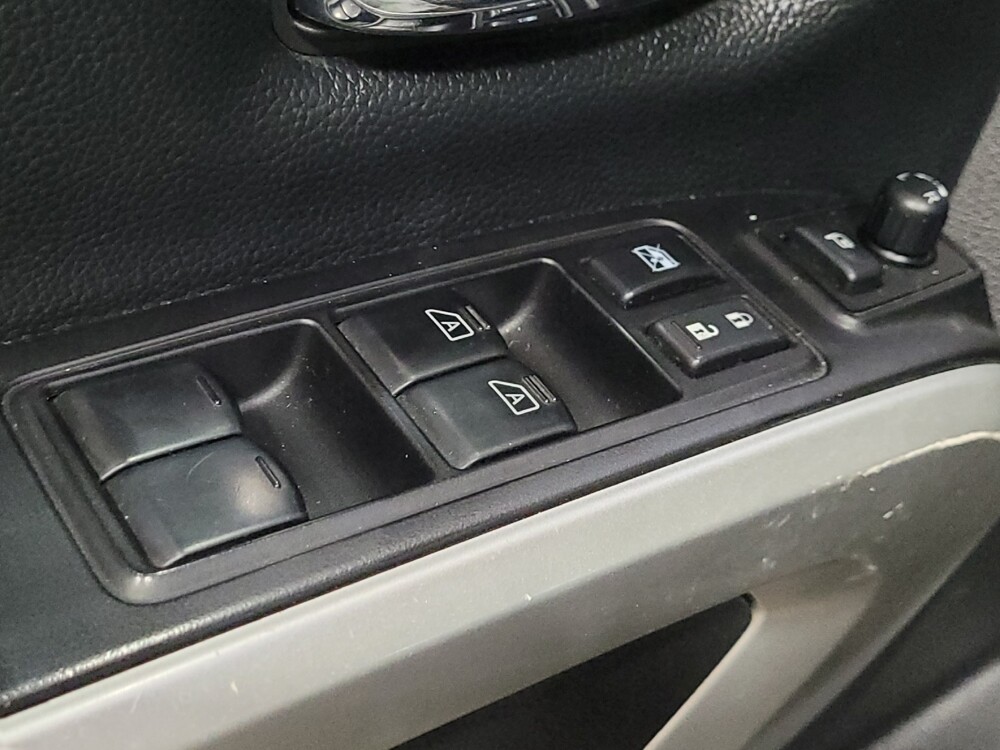 2018 Nissan Titan in Owings Mills, MD 21117 - 18087506 27