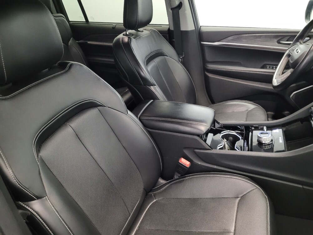 2021 Jeep Grand Cherokee L in New Castle, DE 19720 - 18087510 21