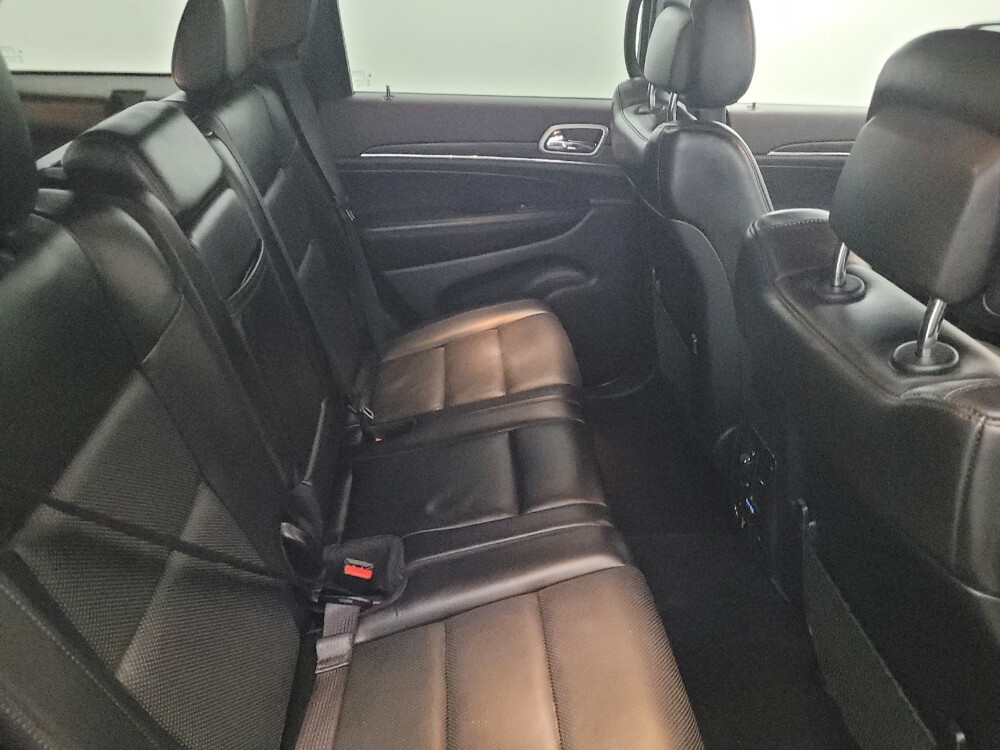 2020 Jeep Grand Cherokee in Allentown, PA 18103 - 18087512 19