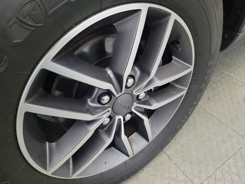 2020 Jeep Grand Cherokee in Allentown, PA 18103 - 18087512 31