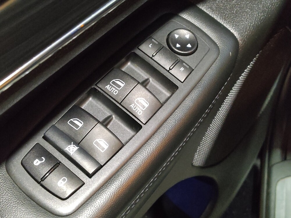 2020 Jeep Grand Cherokee in Allentown, PA 18103 - 18087512 27