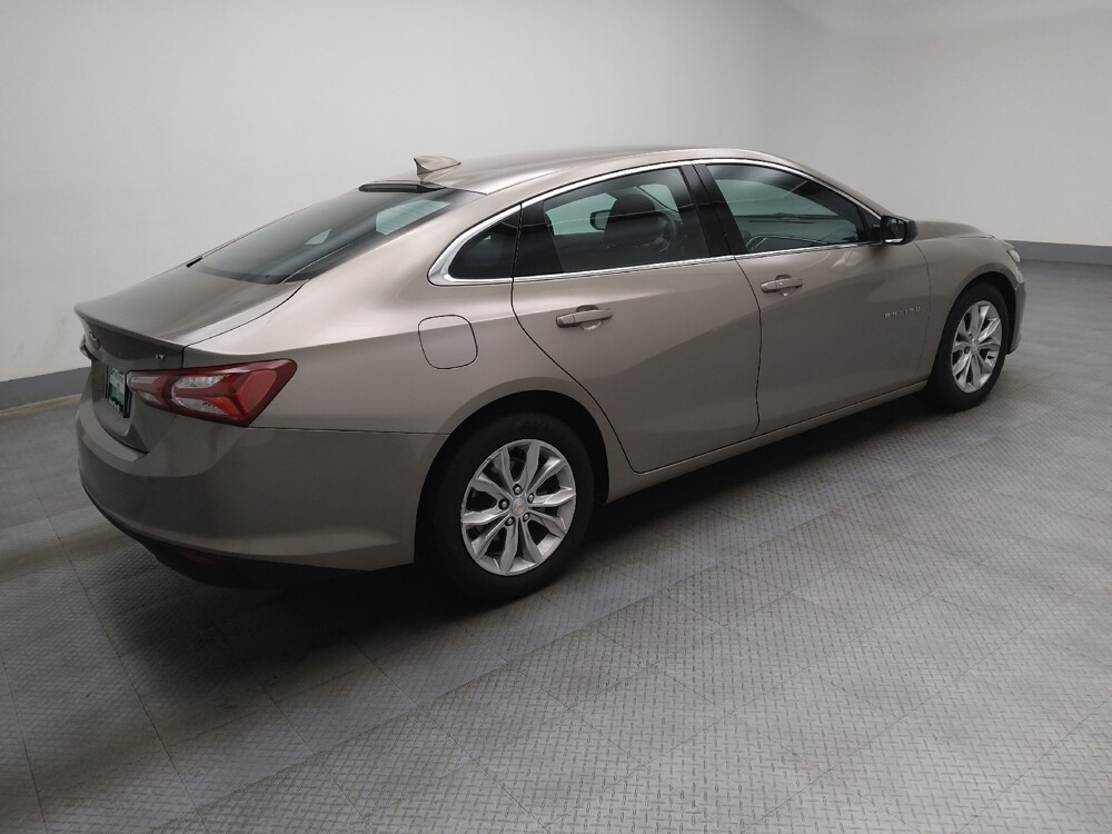 2022 Chevrolet Malibu in Peoria, IL 61615 - 18087517 10