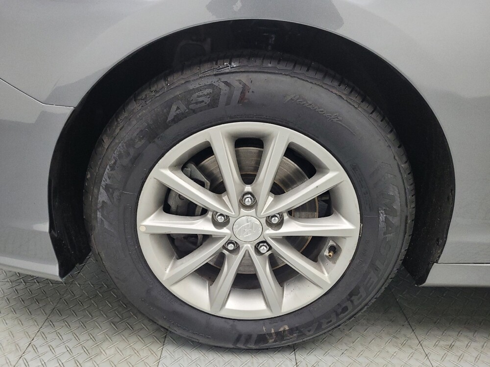 2019 Hyundai Sonata in Peoria, IL 61615 - 18087518 31