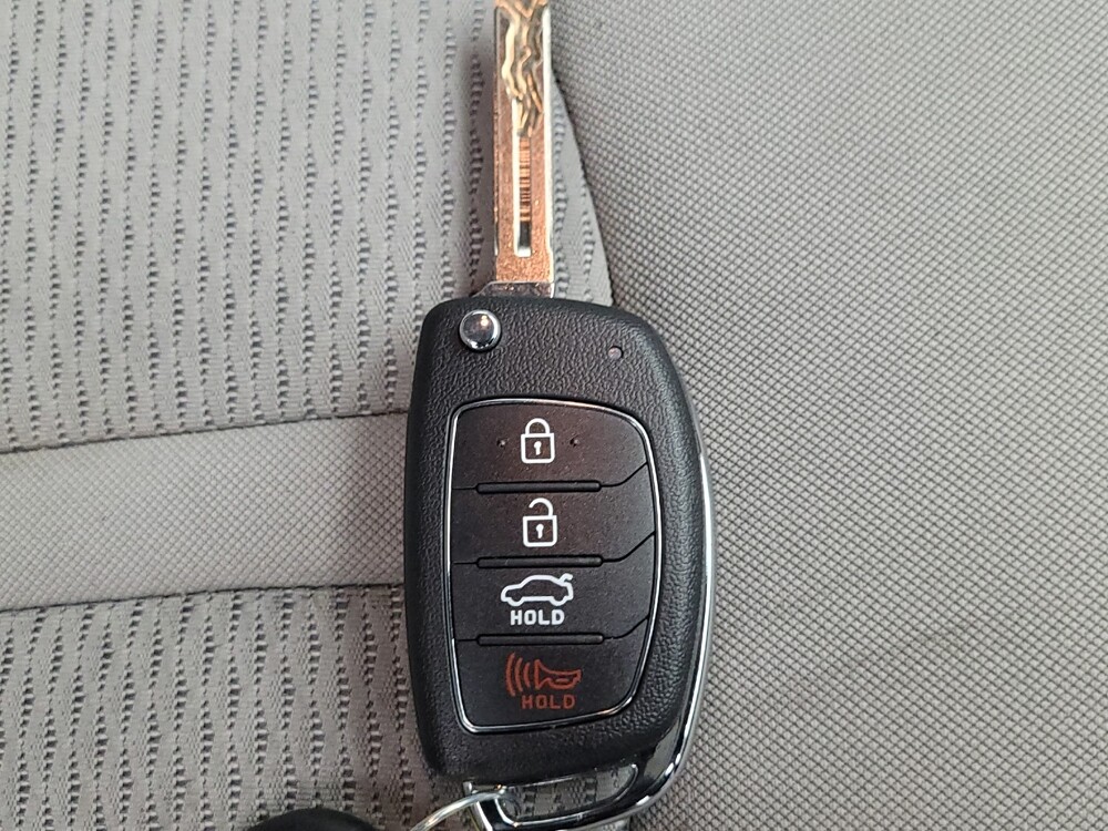 2019 Hyundai Sonata in Peoria, IL 61615 - 18087518 32