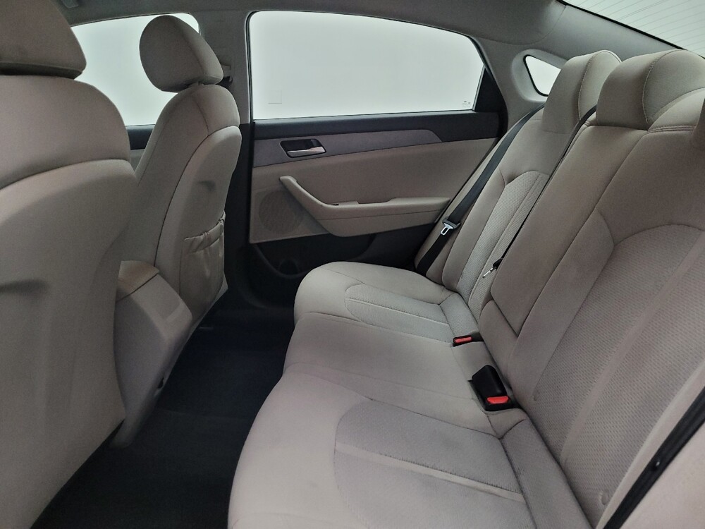 2019 Hyundai Sonata in Peoria, IL 61615 - 18087518 18