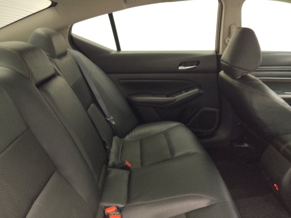 2020 Nissan Altima in Peoria, IL 61615 - 18087519 19