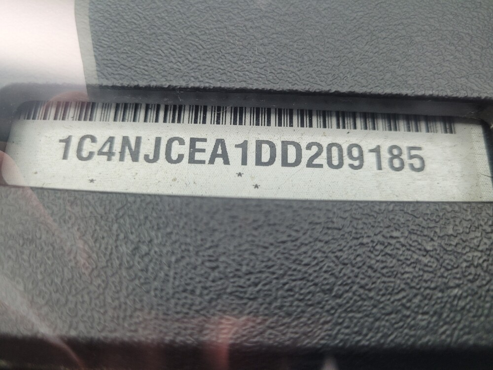 2013 Jeep Compass in Des Moines, IA 50310 - 18087524 33