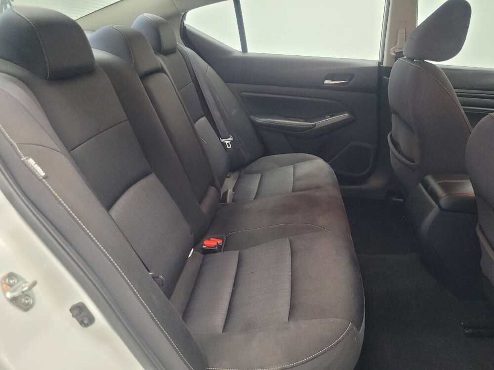 2019 Nissan Altima in Indianapolis, IN 46219 - 18087526 19