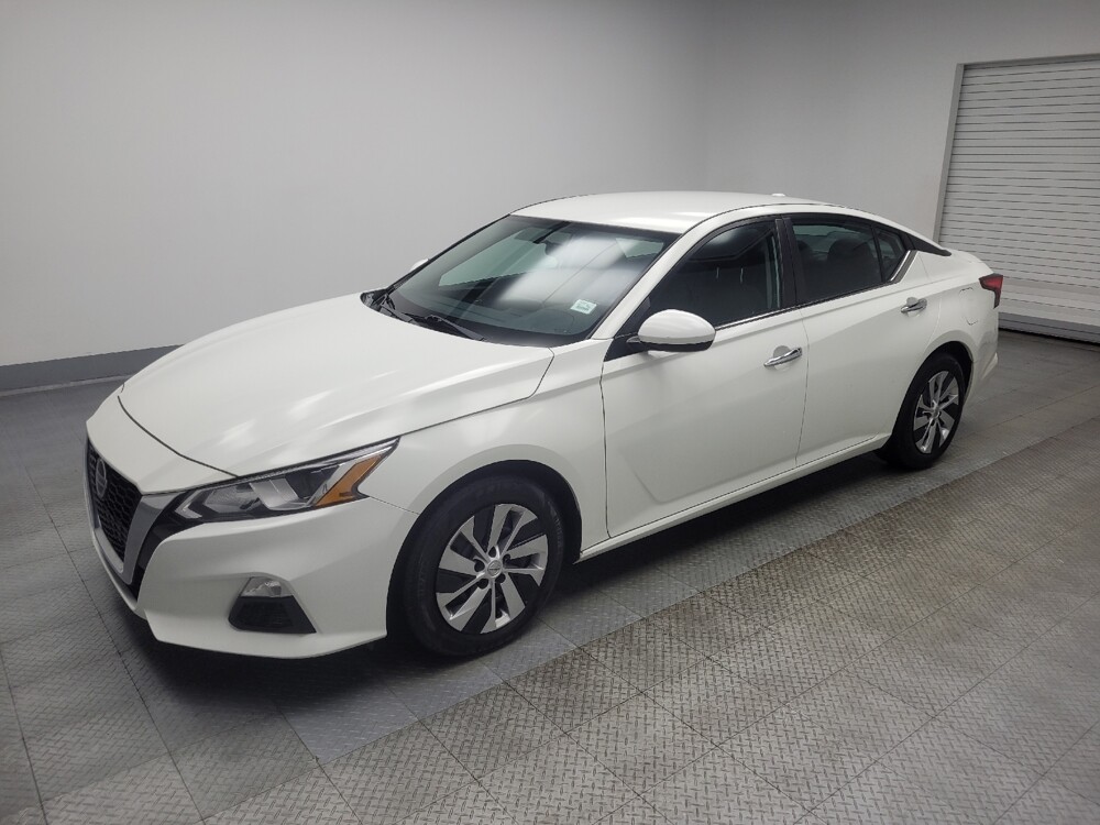 2019 Nissan Altima in Indianapolis, IN 46219 - 18087526 2