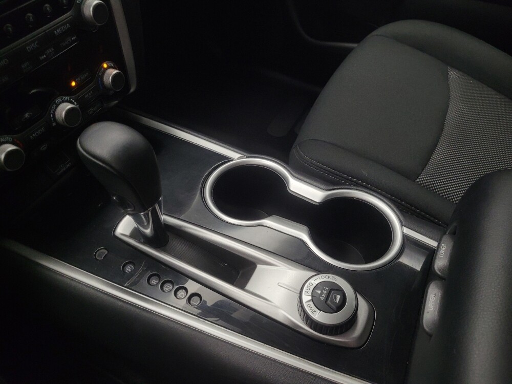 2020 Nissan Pathfinder in Indianapolis, IN 46219 - 18087527 26