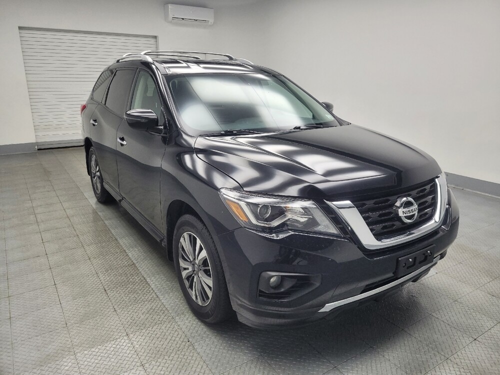 2020 Nissan Pathfinder in Indianapolis, IN 46219 - 18087527 13