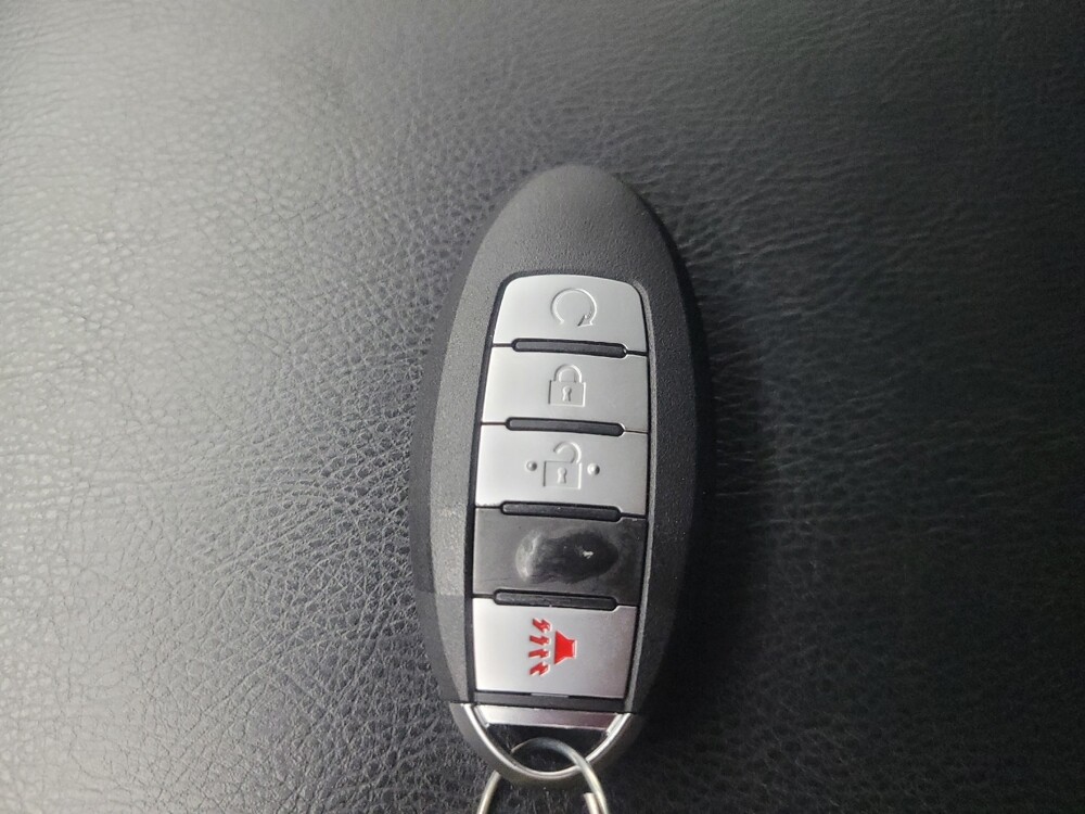 2020 Nissan Pathfinder in Indianapolis, IN 46219 - 18087527 32