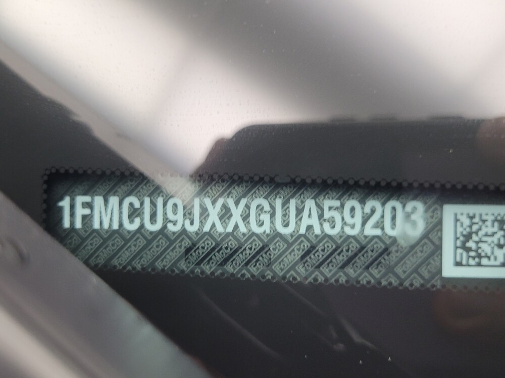 2016 Ford Escape in Indianapolis, IN 46219 - 18087528 33