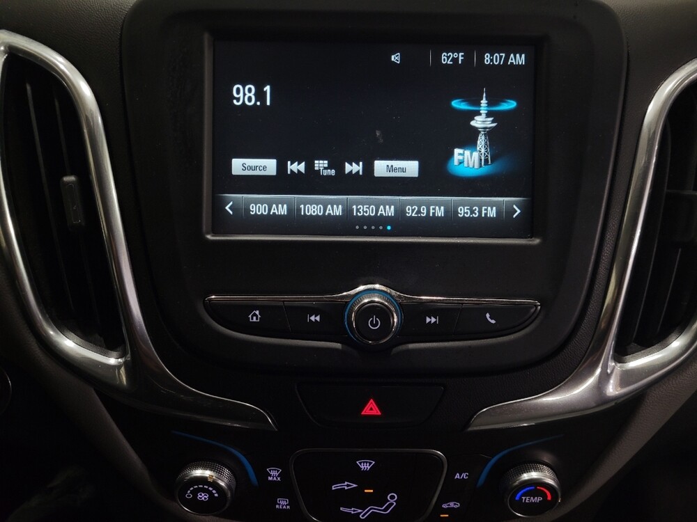 2018 Chevrolet Equinox in Allentown, PA 18103 - 18087529 25