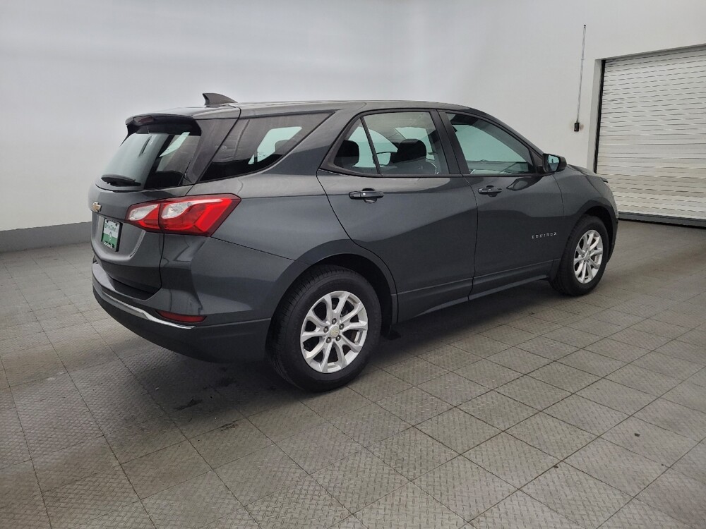 2018 Chevrolet Equinox in Allentown, PA 18103 - 18087529 10