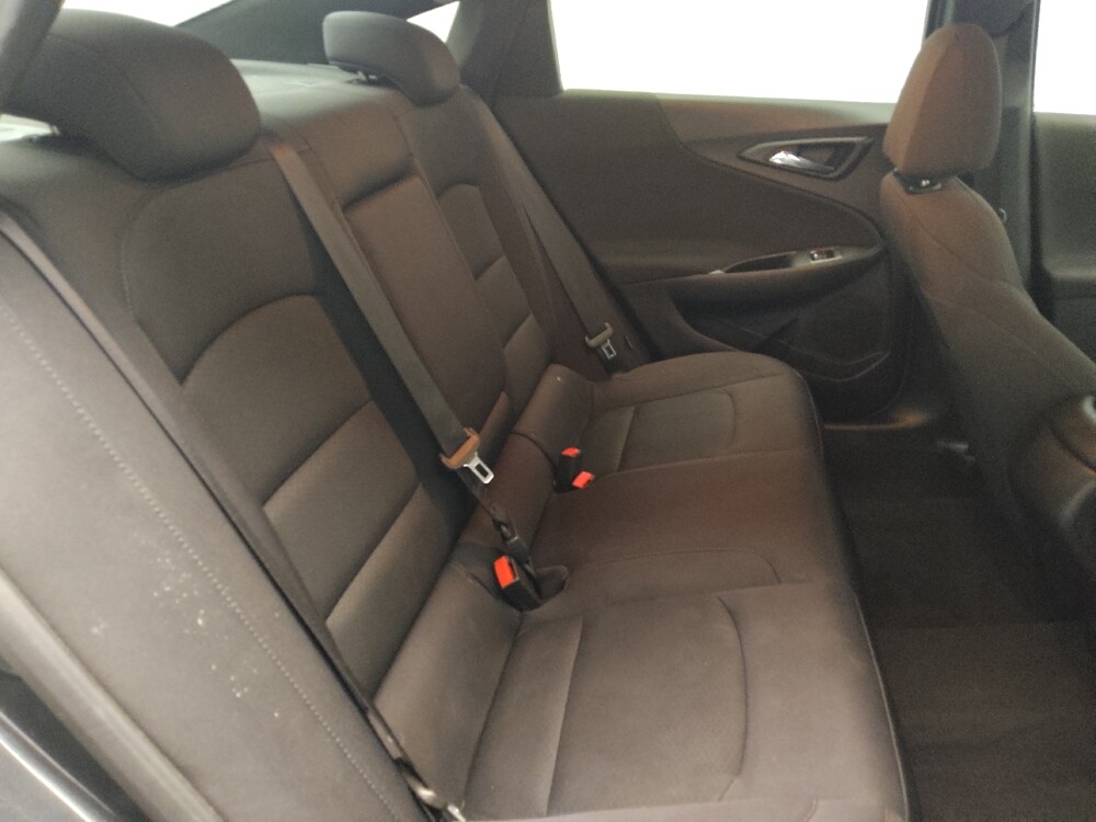2018 Chevrolet Malibu in Augusta, GA 30907 - 18087536 19