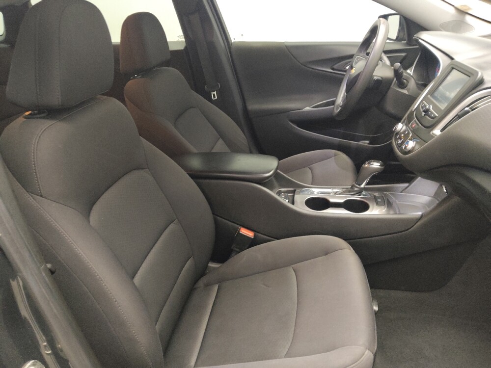 2018 Chevrolet Malibu in Augusta, GA 30907 - 18087536 21