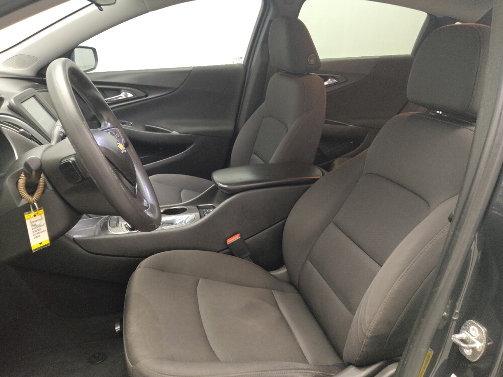2018 Chevrolet Malibu in Augusta, GA 30907 - 18087536 17