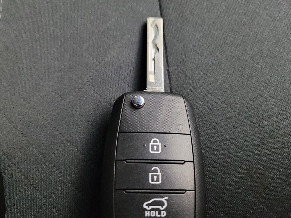 2019 Kia Sorento in Midlothian, IL 60445 - 18087546 32