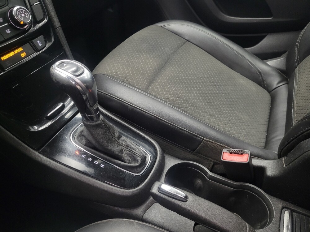 2019 Buick Encore in Indianapolis, IN 46219 - 18087556 26